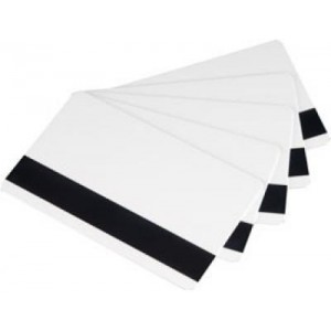 כרטיסי פלסטיק לבנים